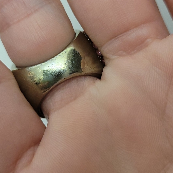 Pink Rhinestone Ring - Picture 2 of 2